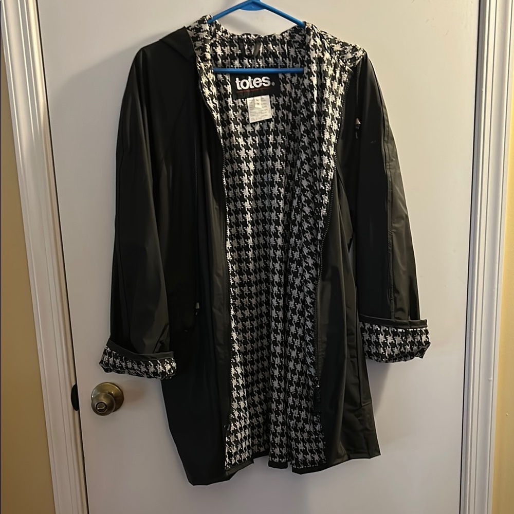 Totes Black Women's Rain or Snow Jacket